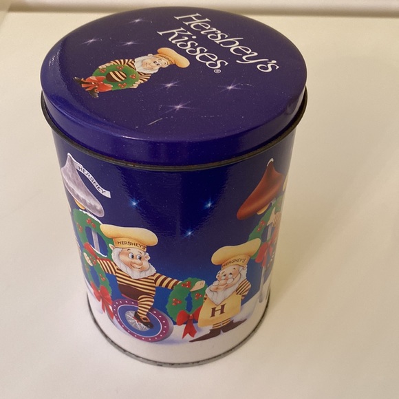 Vintage 1993 HERSHEY’S Holiday Classic Series Round Canister Tin #5 Elves Xmas - Picture 8 of 14